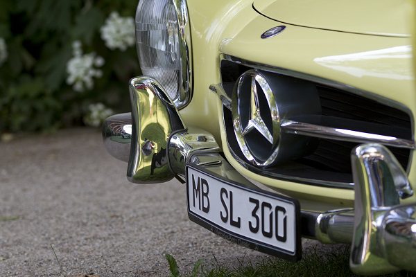 Der Mercedes SL ist Ehrengast beim 45. Internationalen Oldtimer-Meeting